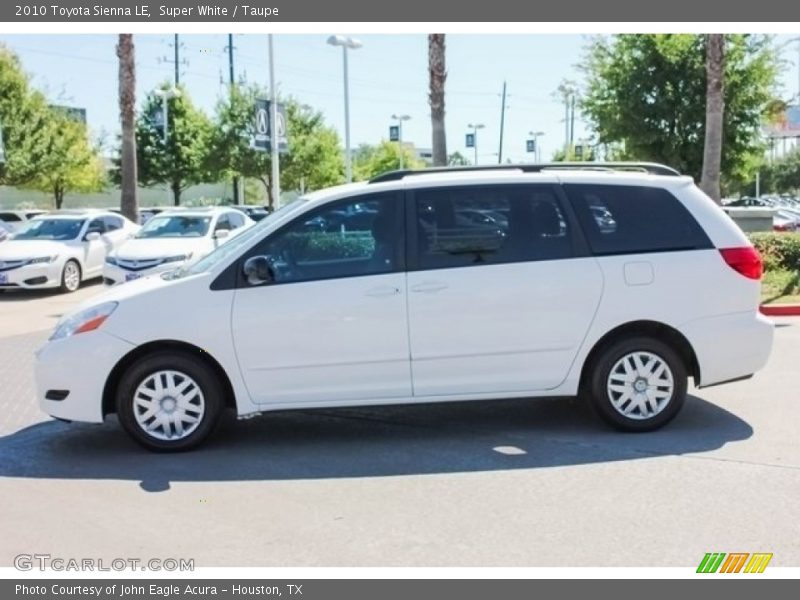 Super White / Taupe 2010 Toyota Sienna LE