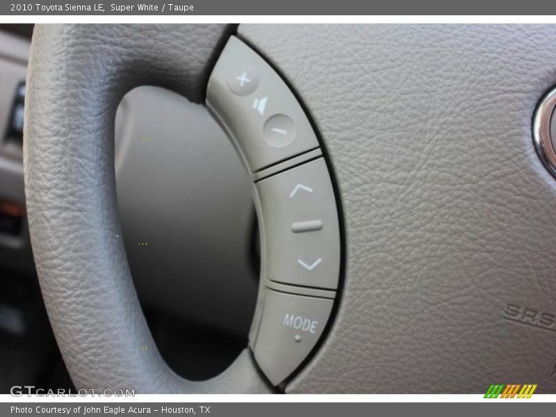 Super White / Taupe 2010 Toyota Sienna LE