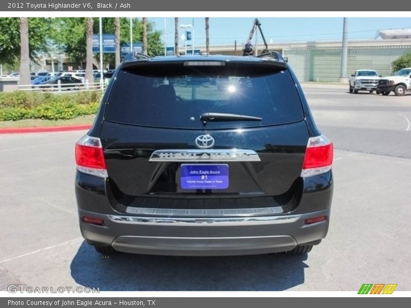 Black / Ash 2012 Toyota Highlander V6