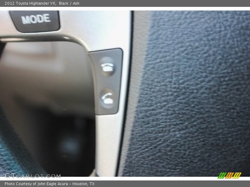 Black / Ash 2012 Toyota Highlander V6