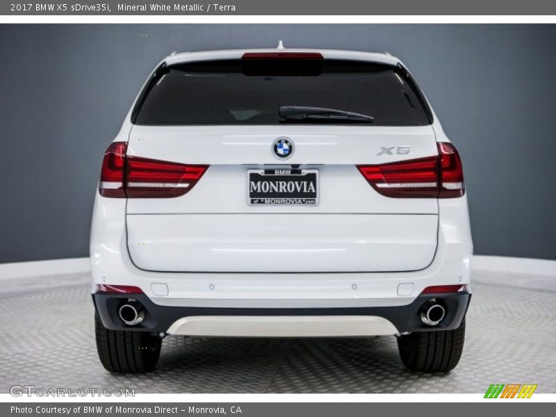 Mineral White Metallic / Terra 2017 BMW X5 sDrive35i