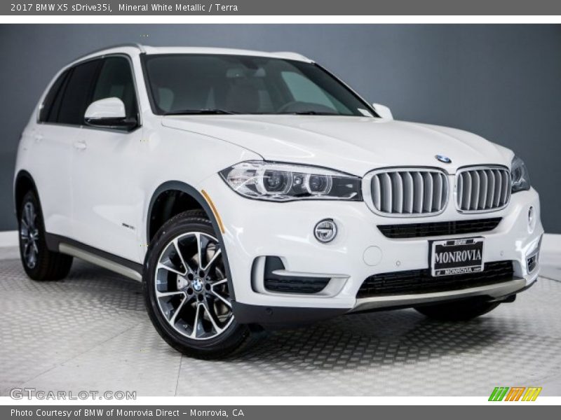 Mineral White Metallic / Terra 2017 BMW X5 sDrive35i