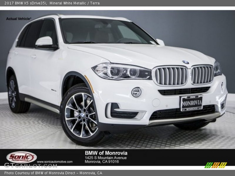 Mineral White Metallic / Terra 2017 BMW X5 sDrive35i