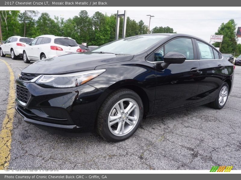 Mosaic Black Metallic / Jet Black 2017 Chevrolet Cruze LT