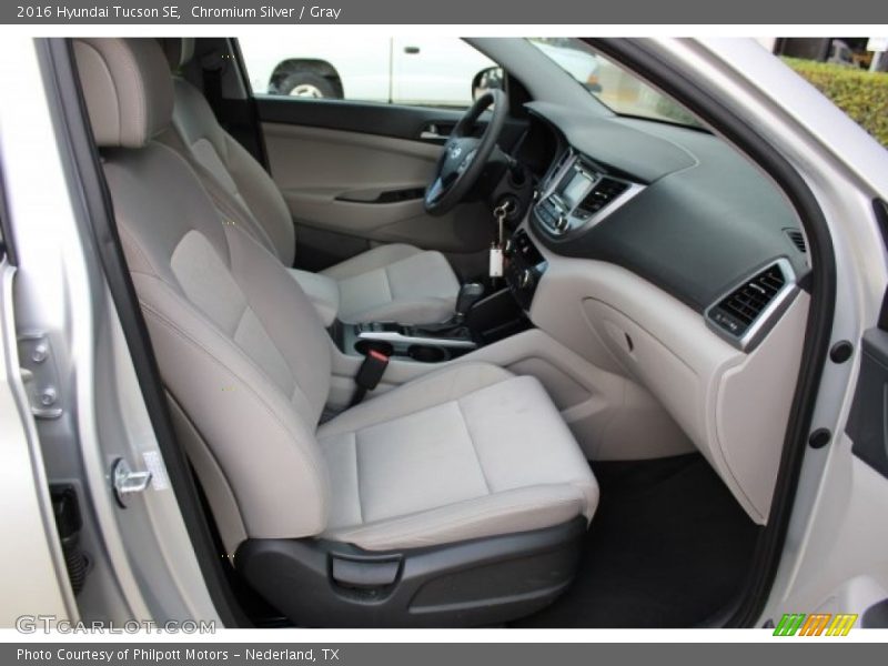 Chromium Silver / Gray 2016 Hyundai Tucson SE