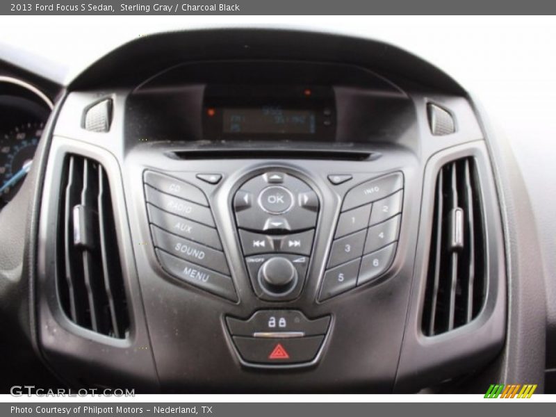 Sterling Gray / Charcoal Black 2013 Ford Focus S Sedan