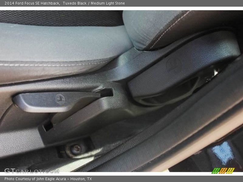 Tuxedo Black / Medium Light Stone 2014 Ford Focus SE Hatchback