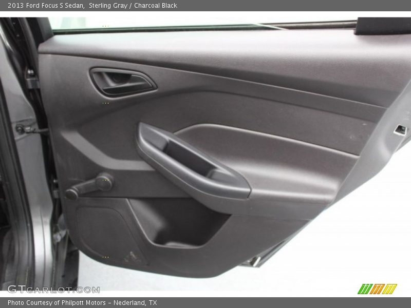 Sterling Gray / Charcoal Black 2013 Ford Focus S Sedan