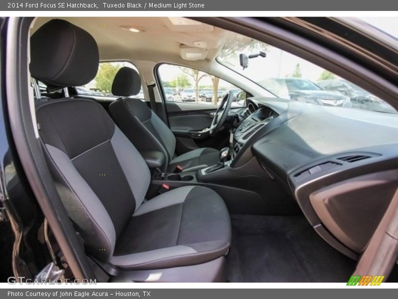 Tuxedo Black / Medium Light Stone 2014 Ford Focus SE Hatchback