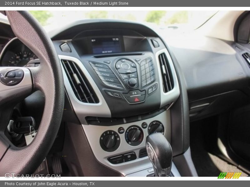 Tuxedo Black / Medium Light Stone 2014 Ford Focus SE Hatchback