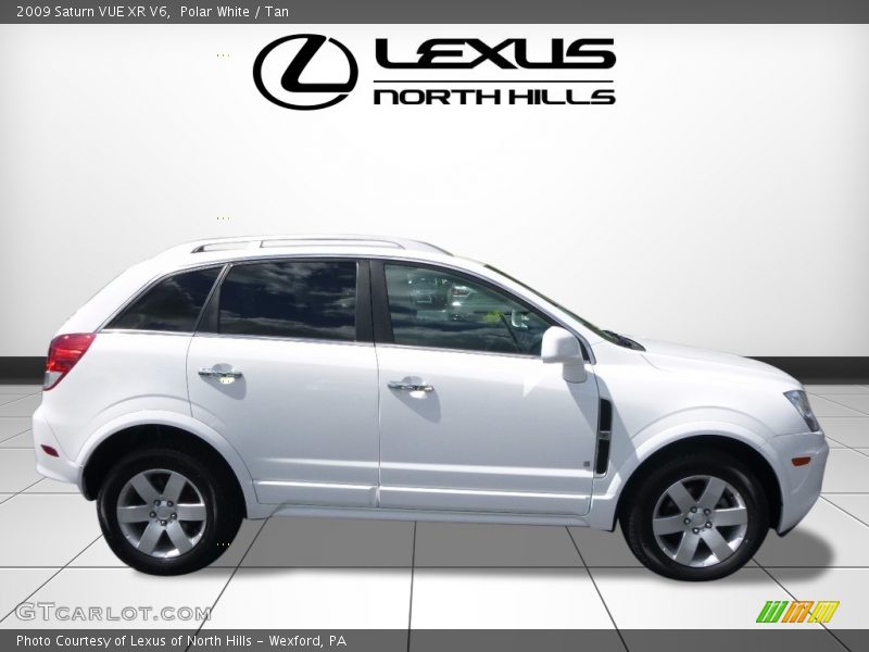 Polar White / Tan 2009 Saturn VUE XR V6