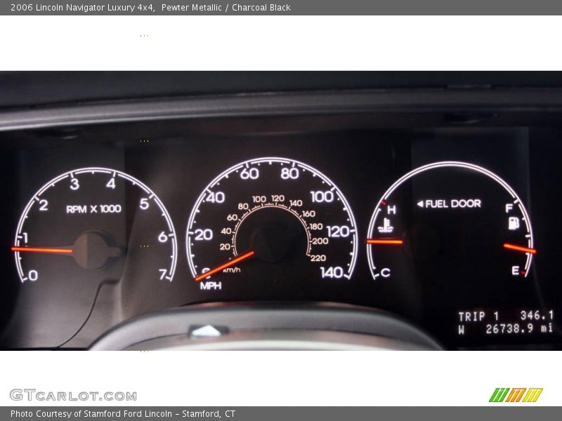 Pewter Metallic / Charcoal Black 2006 Lincoln Navigator Luxury 4x4