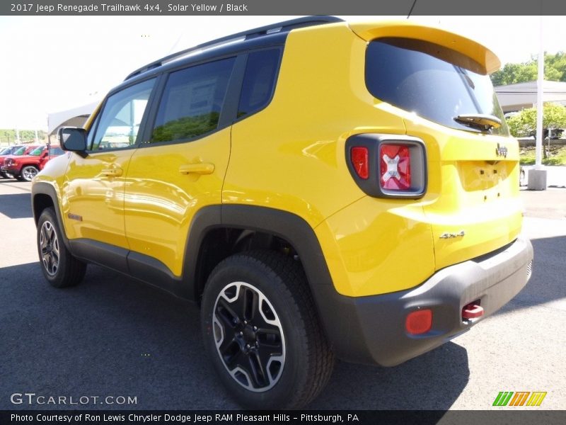Solar Yellow / Black 2017 Jeep Renegade Trailhawk 4x4