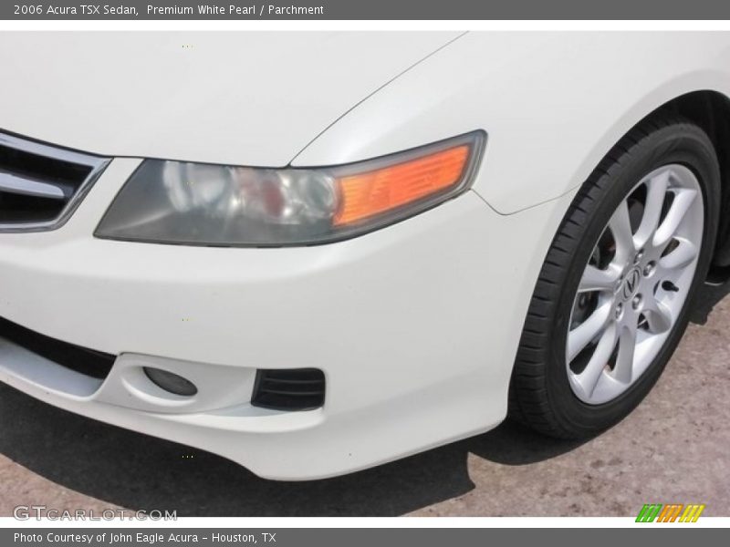 Premium White Pearl / Parchment 2006 Acura TSX Sedan