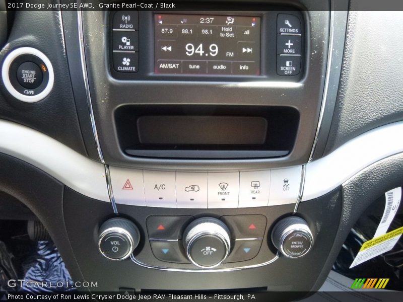 Granite Pearl-Coat / Black 2017 Dodge Journey SE AWD