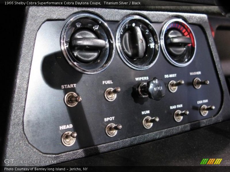 Controls of 1966 Cobra Superformance Cobra Daytona Coupe