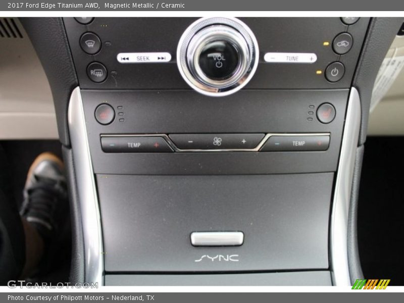 Magnetic Metallic / Ceramic 2017 Ford Edge Titanium AWD