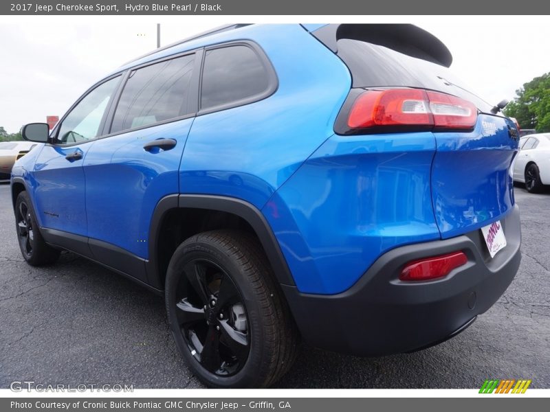 Hydro Blue Pearl / Black 2017 Jeep Cherokee Sport