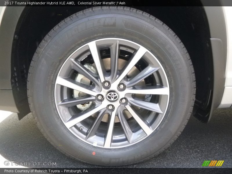  2017 Highlander Hybrid XLE AWD Wheel