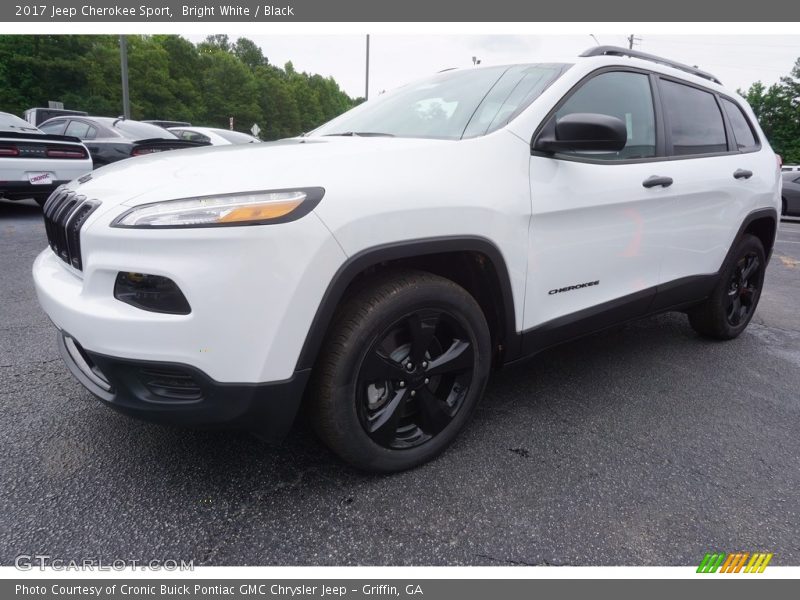 Bright White / Black 2017 Jeep Cherokee Sport