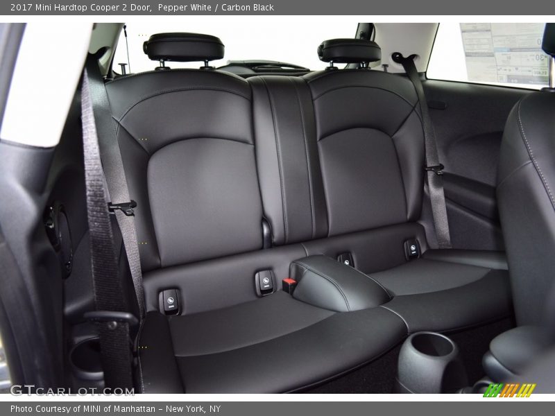 Pepper White / Carbon Black 2017 Mini Hardtop Cooper 2 Door