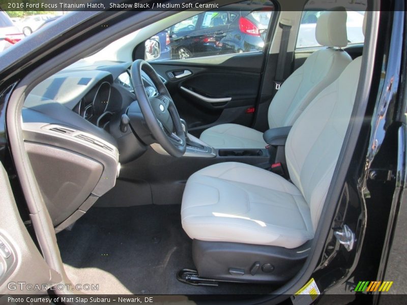 Shadow Black / Medium Soft Ceramic 2016 Ford Focus Titanium Hatch