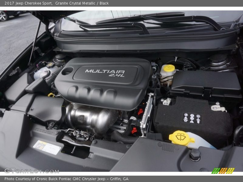 Granite Crystal Metallic / Black 2017 Jeep Cherokee Sport