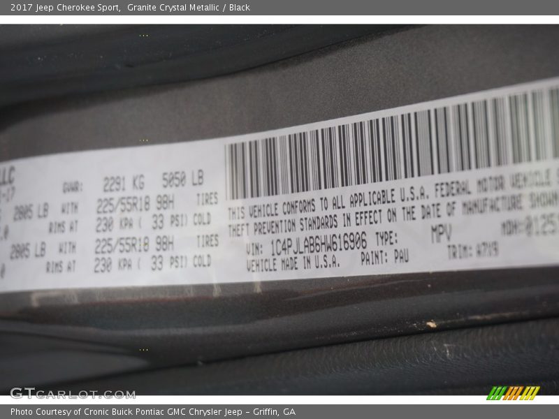 Granite Crystal Metallic / Black 2017 Jeep Cherokee Sport