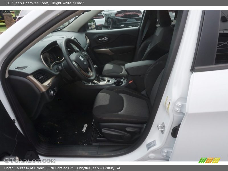 Bright White / Black 2017 Jeep Cherokee Sport