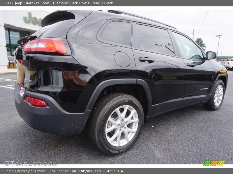 Diamond Black Crystal Pearl / Black 2017 Jeep Cherokee Sport