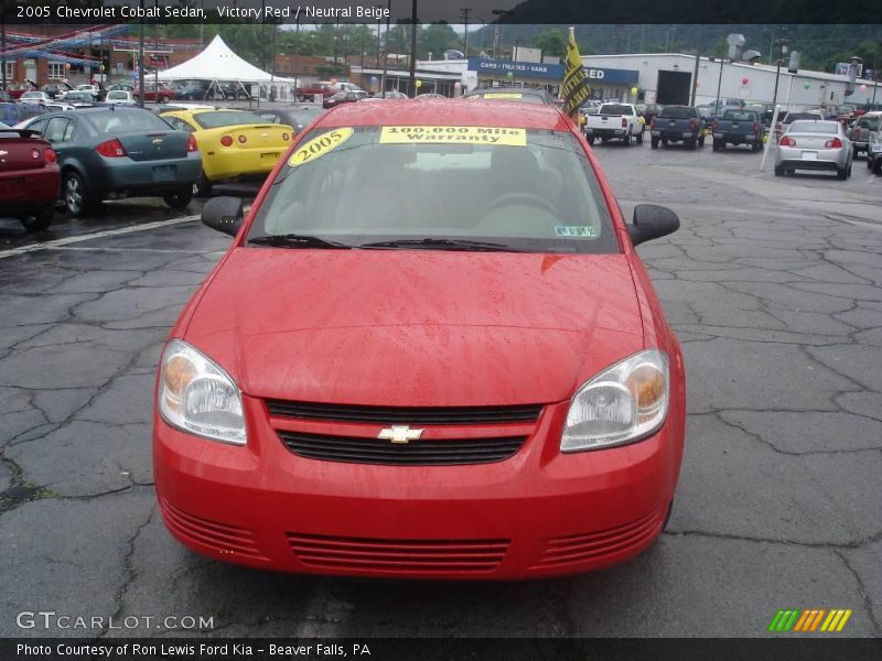 Victory Red / Neutral Beige 2005 Chevrolet Cobalt Sedan