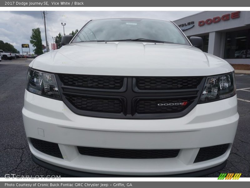 Vice White / Black 2017 Dodge Journey SE
