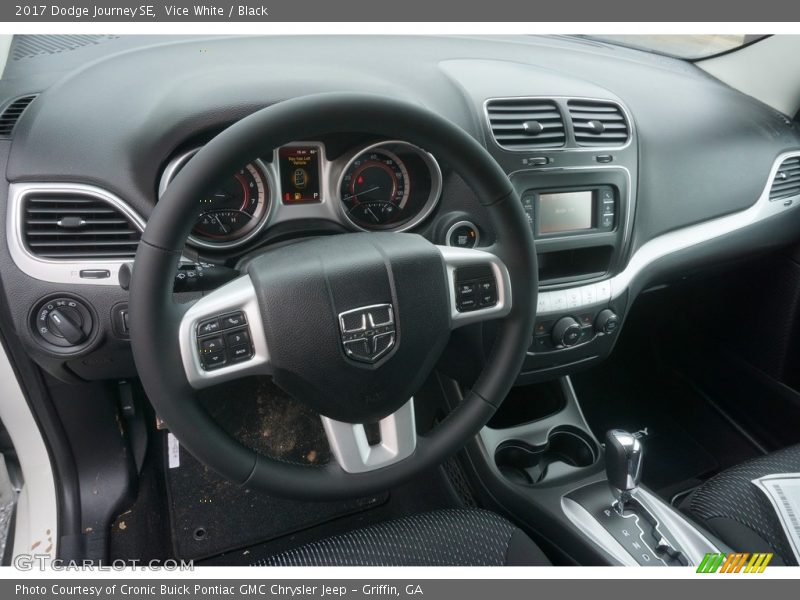 Vice White / Black 2017 Dodge Journey SE