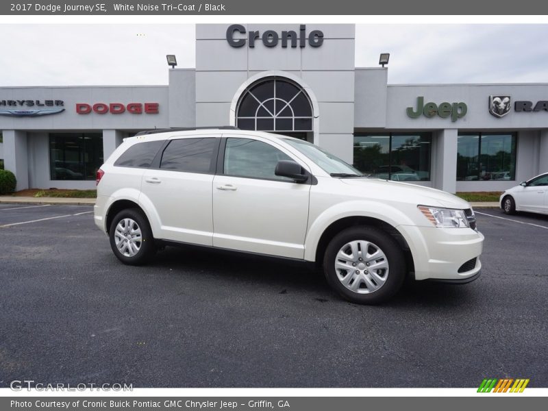 White Noise Tri-Coat / Black 2017 Dodge Journey SE