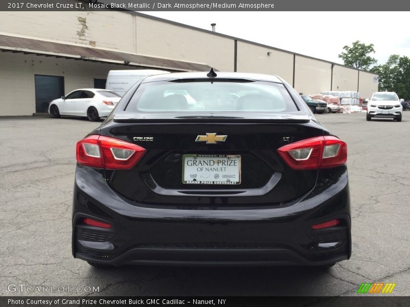 Mosaic Black Metallic / Dark Atmosphere/Medium Atmosphere 2017 Chevrolet Cruze LT