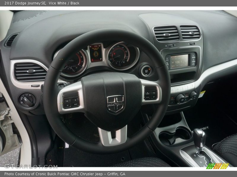 Vice White / Black 2017 Dodge Journey SE