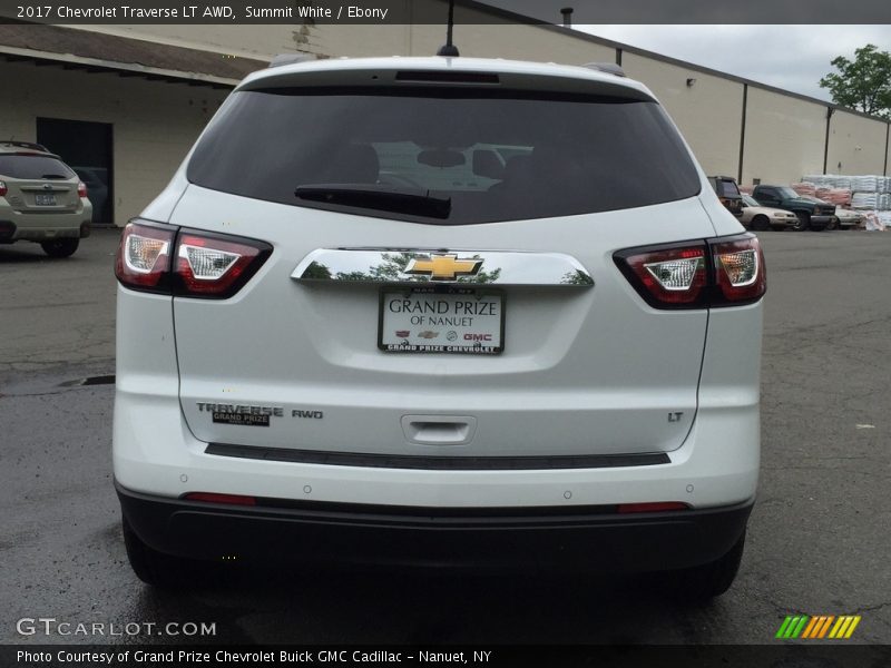 Summit White / Ebony 2017 Chevrolet Traverse LT AWD