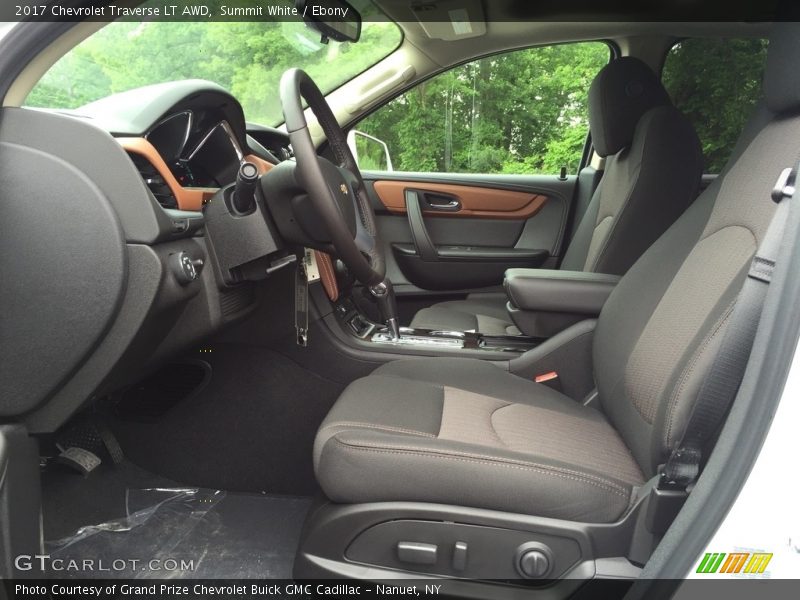 Summit White / Ebony 2017 Chevrolet Traverse LT AWD