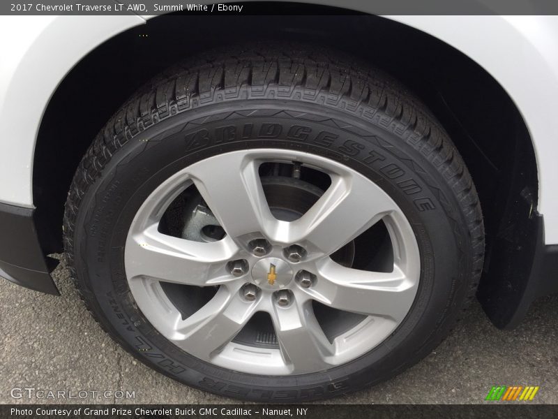 Summit White / Ebony 2017 Chevrolet Traverse LT AWD