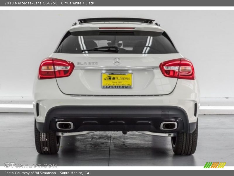 Cirrus White / Black 2018 Mercedes-Benz GLA 250