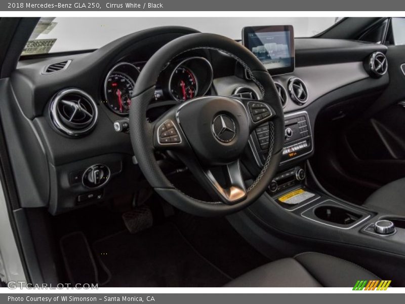 Cirrus White / Black 2018 Mercedes-Benz GLA 250