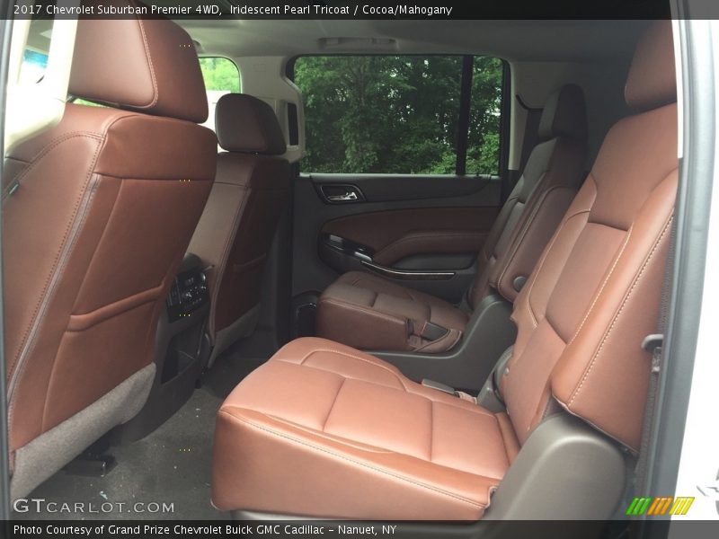 Iridescent Pearl Tricoat / Cocoa/Mahogany 2017 Chevrolet Suburban Premier 4WD