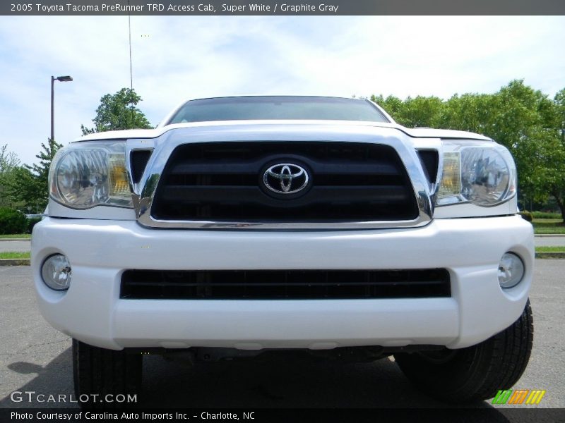 Super White / Graphite Gray 2005 Toyota Tacoma PreRunner TRD Access Cab