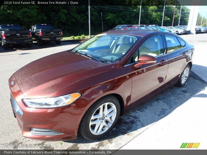 Bronze Fire Metallic / Dune 2016 Ford Fusion SE