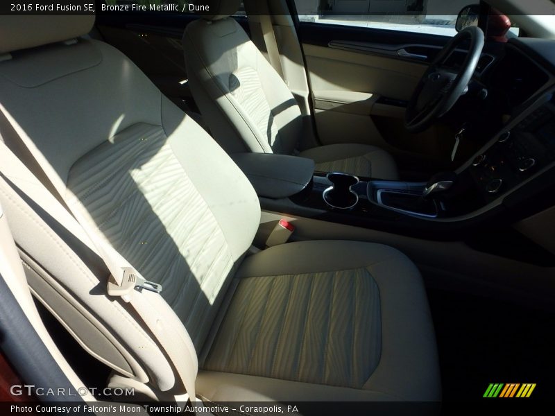 Bronze Fire Metallic / Dune 2016 Ford Fusion SE