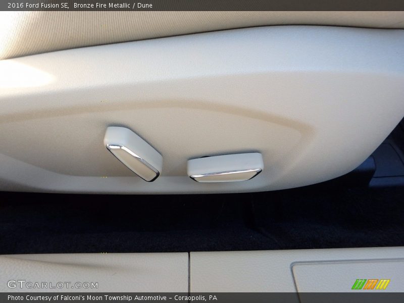 Bronze Fire Metallic / Dune 2016 Ford Fusion SE