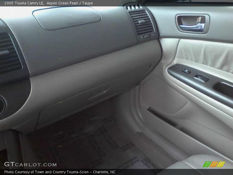 Aspen Green Pearl / Taupe 2005 Toyota Camry LE