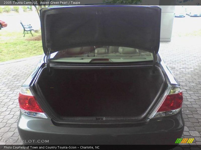 Aspen Green Pearl / Taupe 2005 Toyota Camry LE