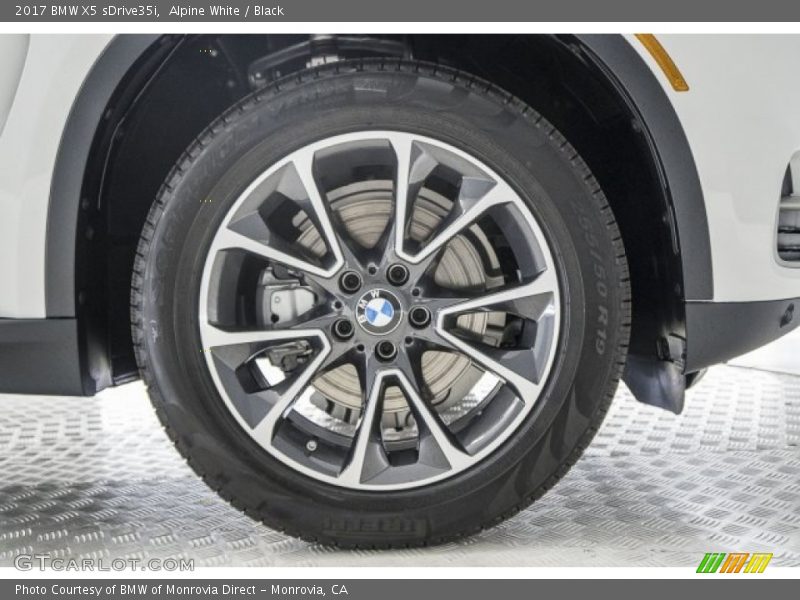 Alpine White / Black 2017 BMW X5 sDrive35i