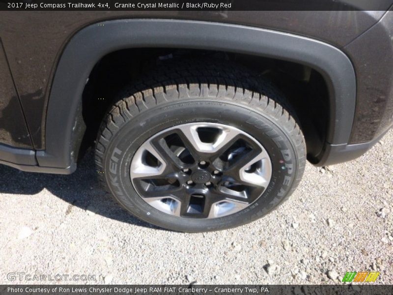 Granite Crystal Metallic / Black/Ruby Red 2017 Jeep Compass Trailhawk 4x4